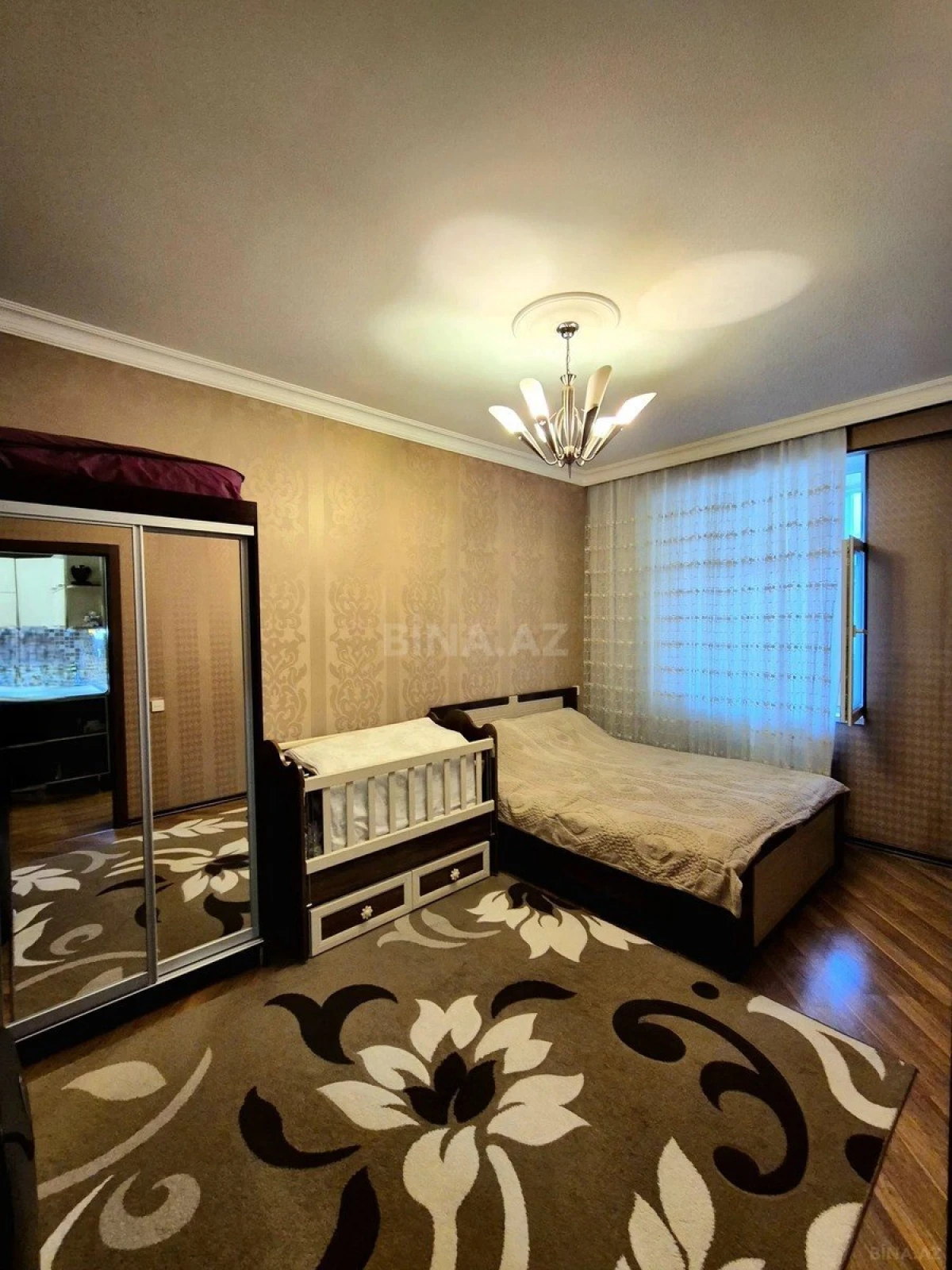 Satılır 2 otaqlı mənzil 55 m²