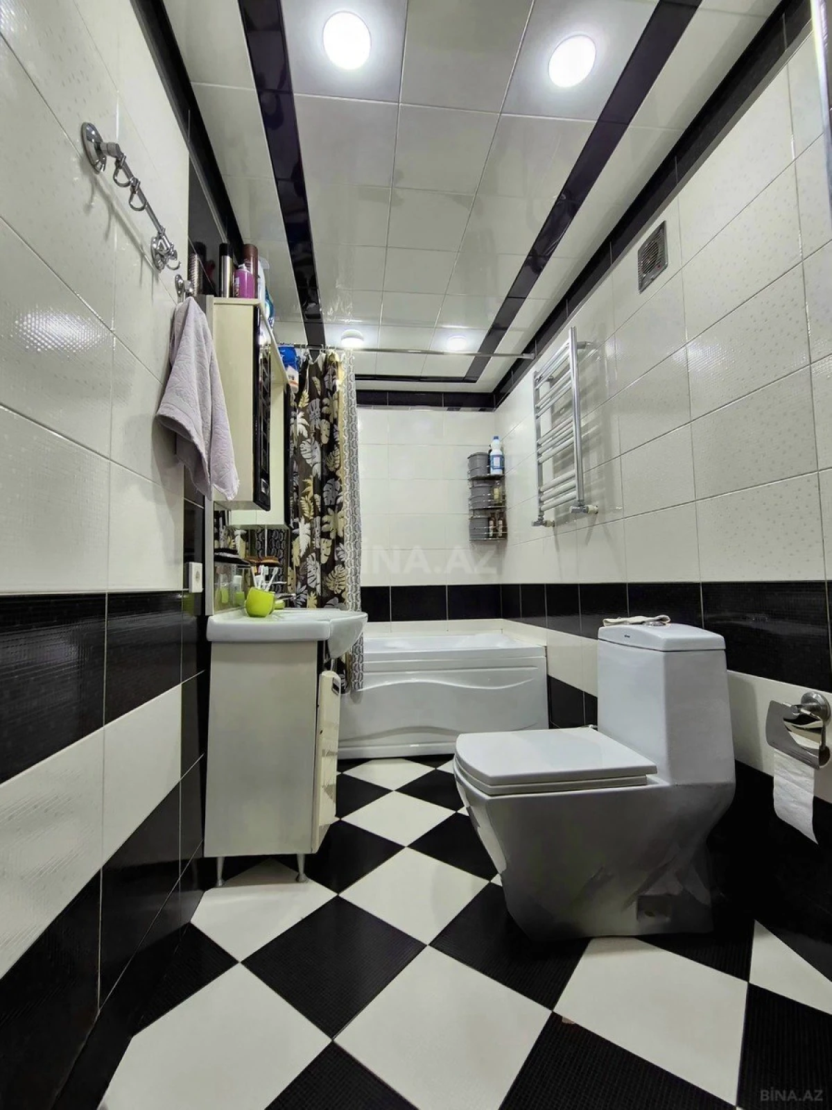 Satılır 2 otaqlı mənzil 55 m²