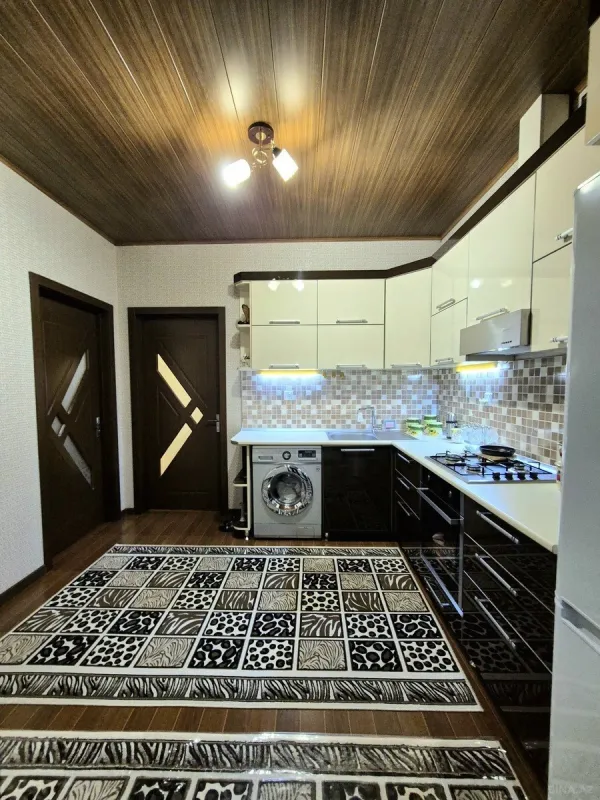 Satılır 2 otaqlı mənzil 55 m²