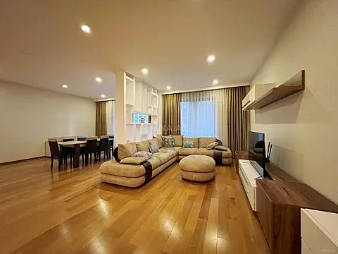 Kirayə verilir 2 otaqlı mənzil 107 m² — Bakı, İnşaatçılar 2 otaq 107.00 m²