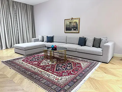 Kirayə verilir 3 otaqlı mənzil 125 m²