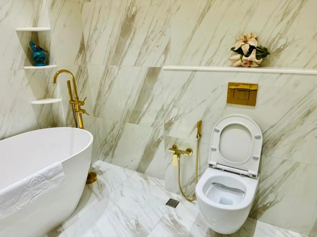 Kirayə verilir 3 otaqlı mənzil 125 m²