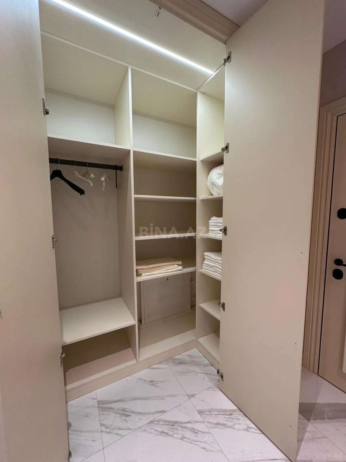 Kirayə verilir 3 otaqlı mənzil 125 m²