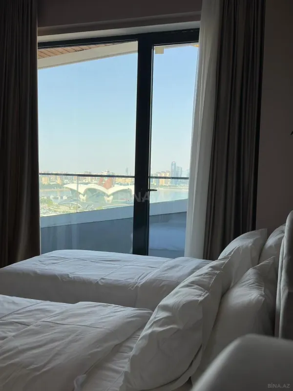 Kirayə verilir 3 otaqlı mənzil 125 m²