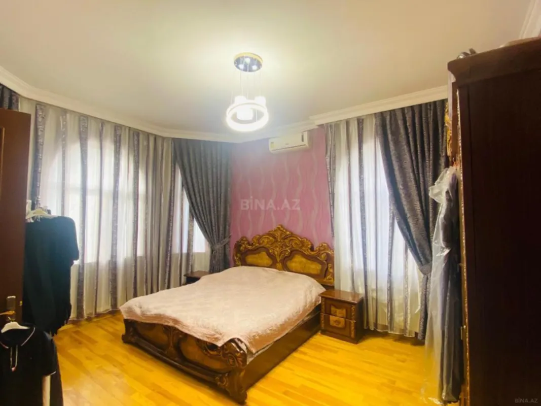 Satılır 6 otaqlı həyət evi 460 m²