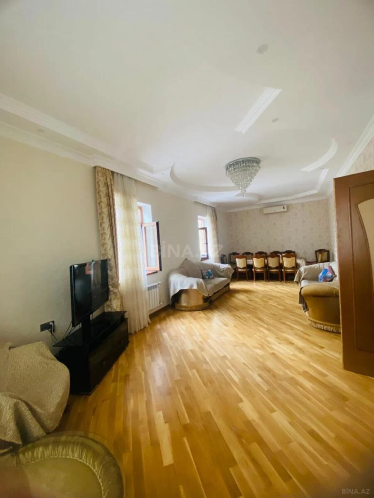 Satılır 6 otaqlı həyət evi 460 m²