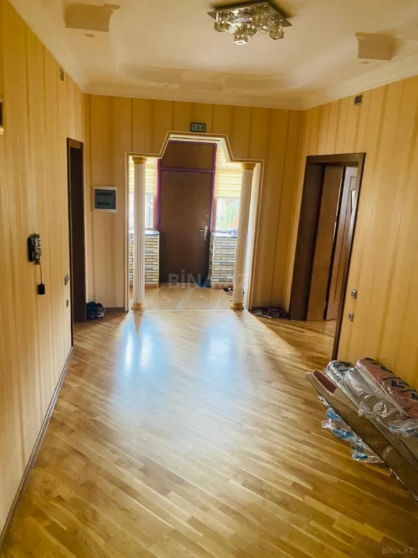Satılır 6 otaqlı həyət evi 460 m²