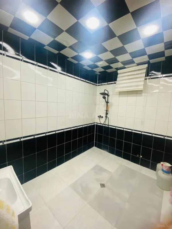 Satılır 6 otaqlı həyət evi 460 m²