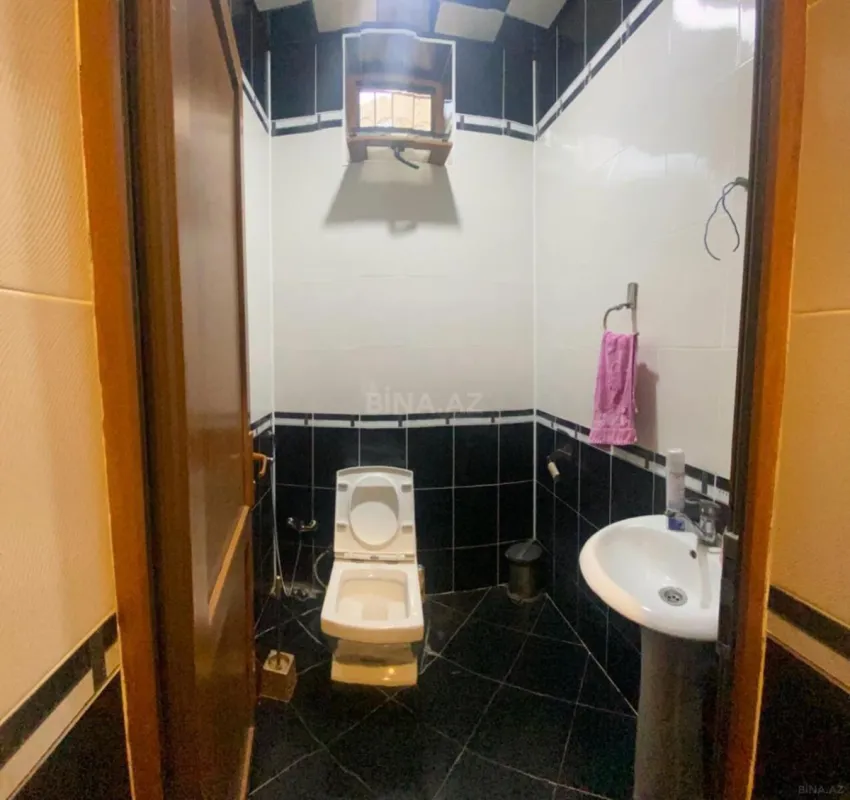 Satılır 6 otaqlı həyət evi 460 m²