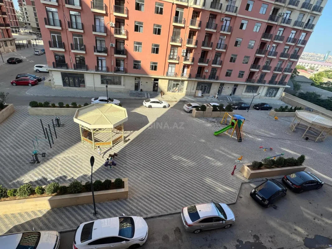 Satılır 2 otaqlı mənzil 61 m²