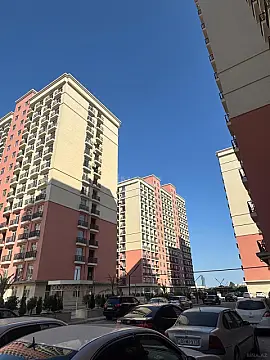 Satılır 2 otaqlı mənzil 61 m²