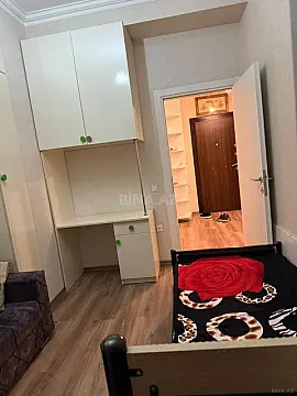 Kirayə verilir 2 otaqlı mənzil 50 m²