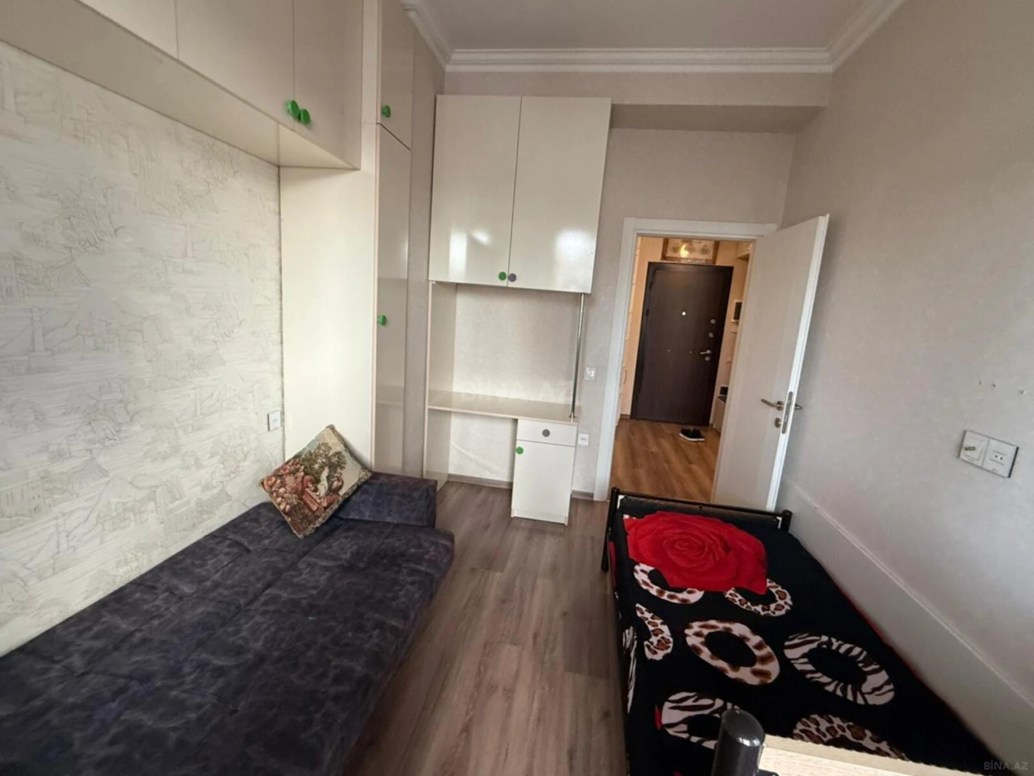 Kirayə verilir 2 otaqlı mənzil 50 m²