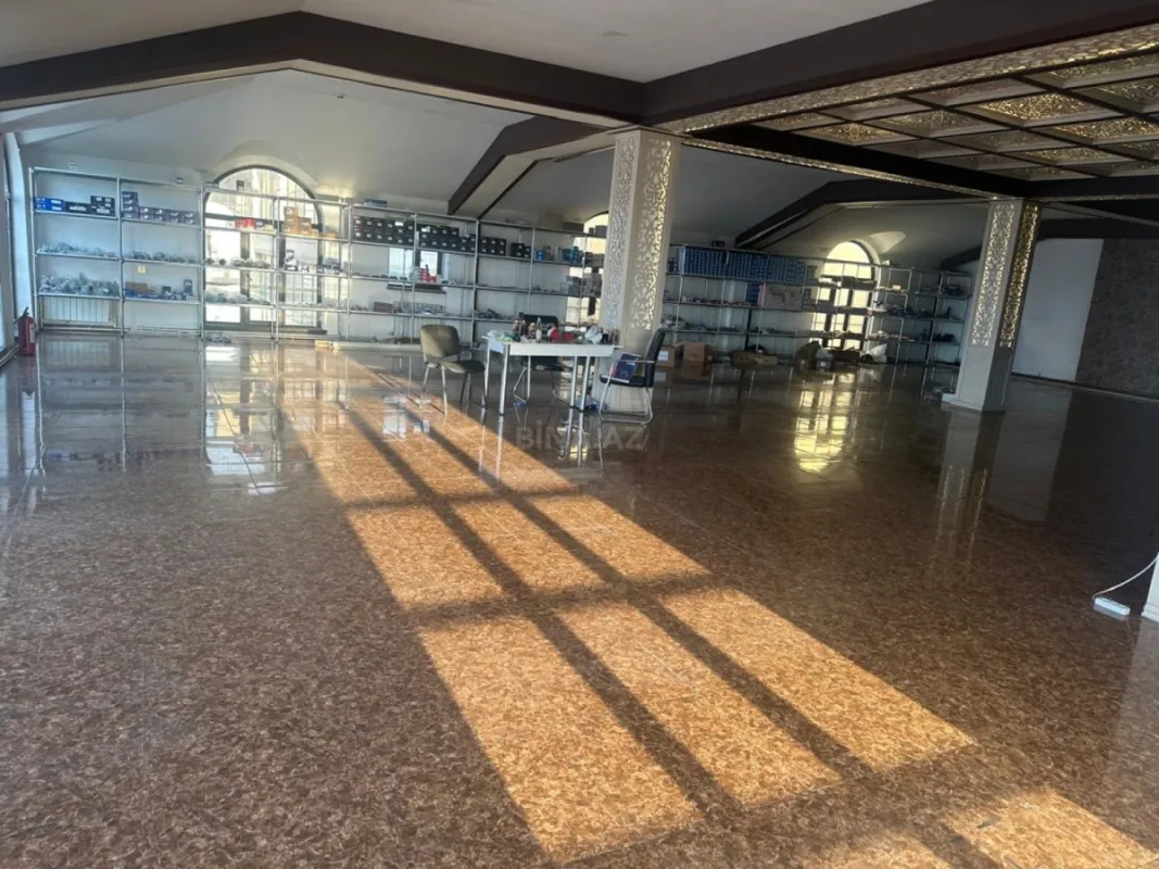 Kirayə verilir obyekt 350 m²