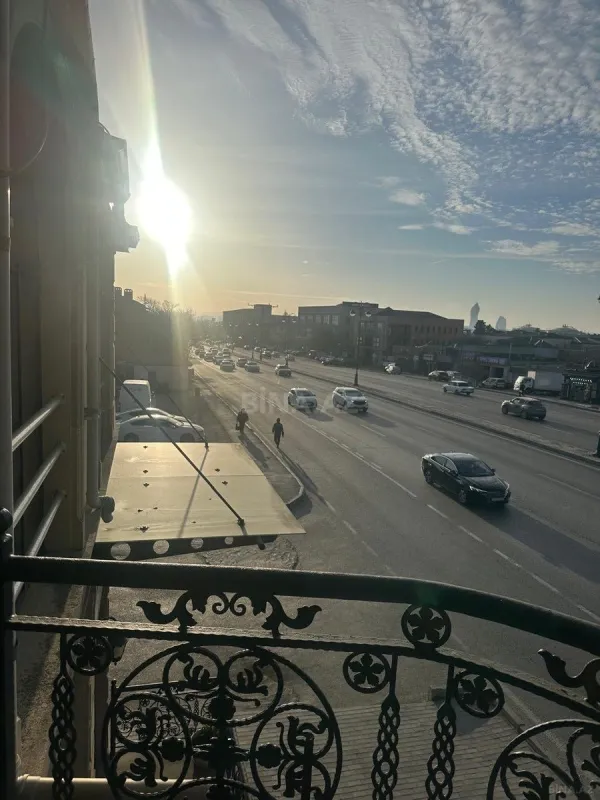 Kirayə verilir obyekt 350 m²