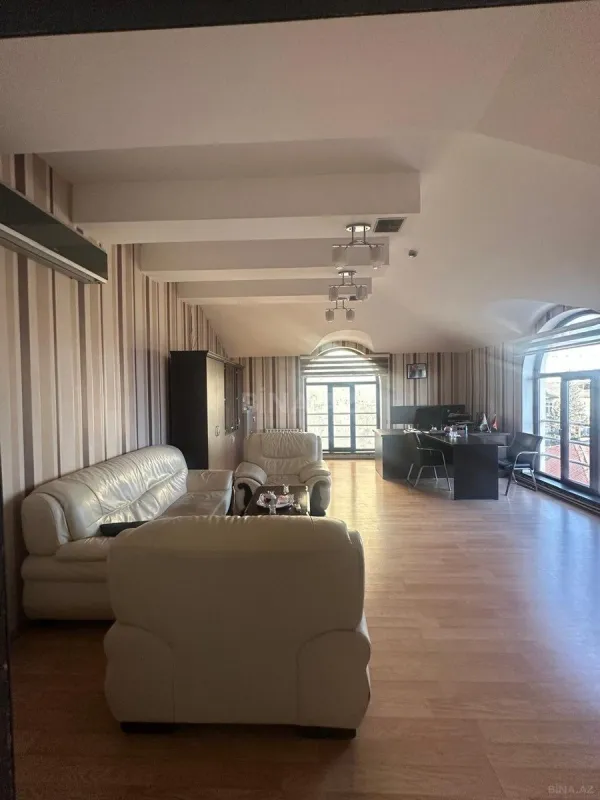 Kirayə verilir obyekt 350 m²