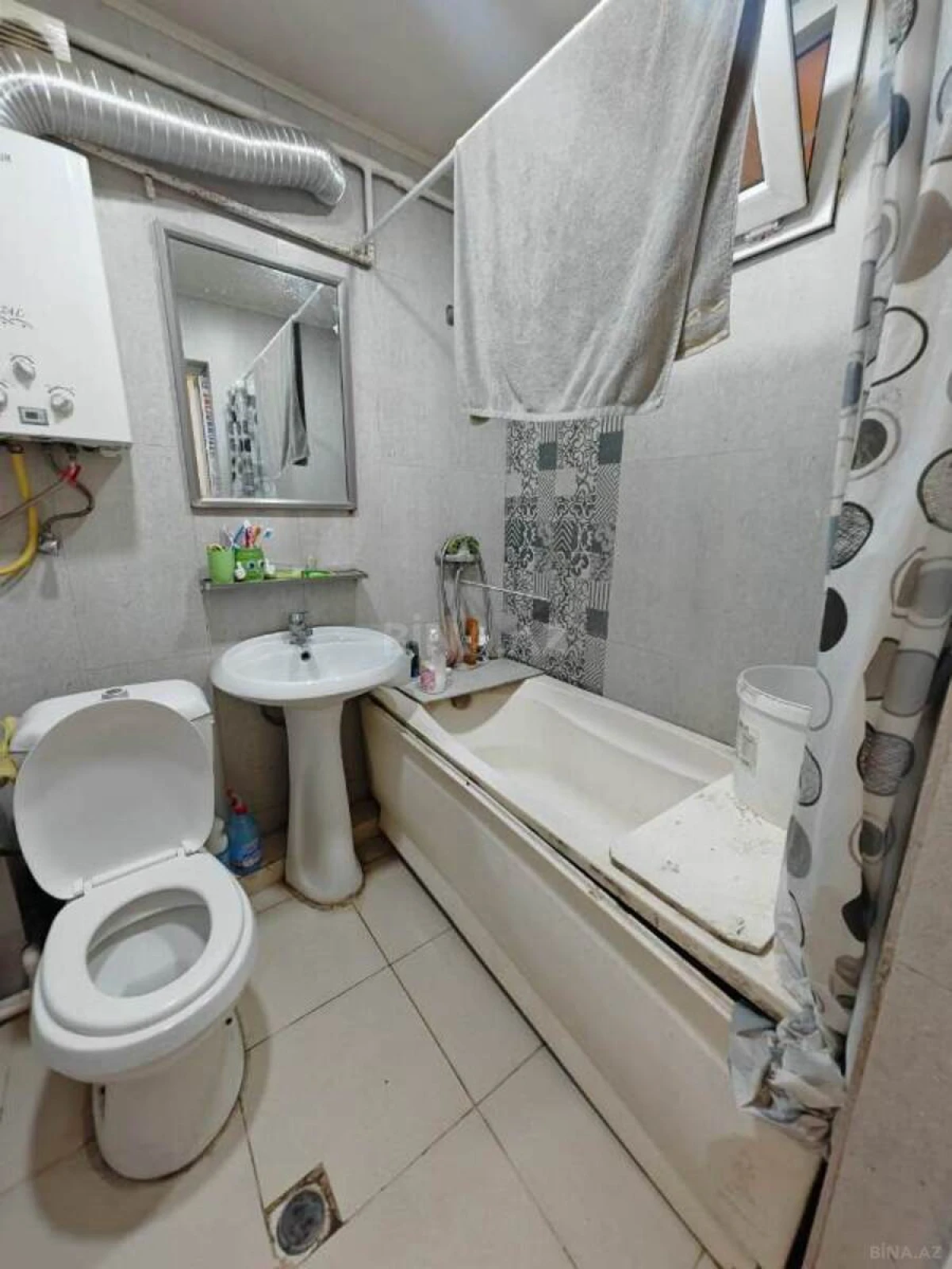 Satılır 2 otaqlı mənzil 44 m²