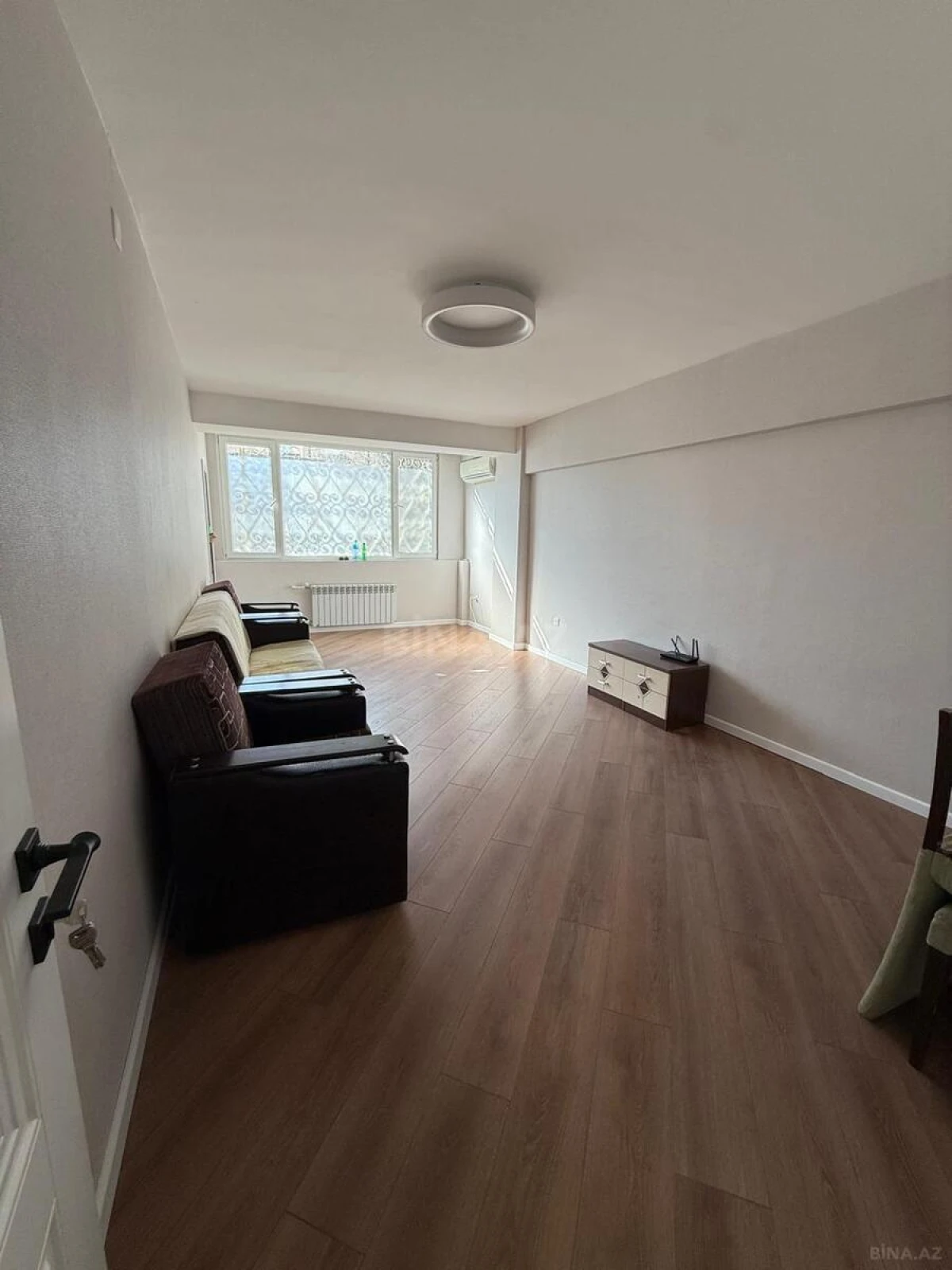 Satılır 2 otaqlı mənzil 71 m²