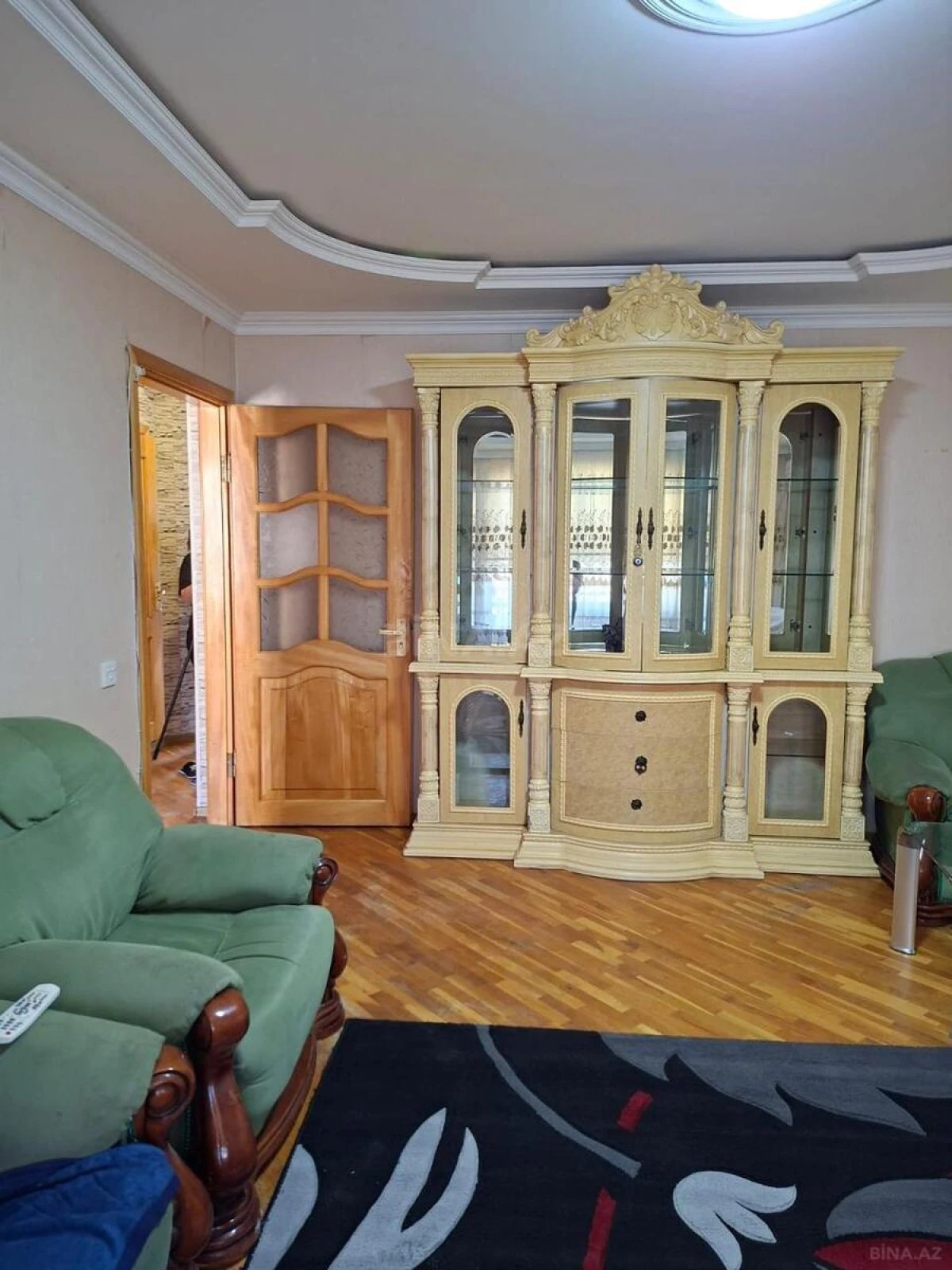 Kirayə verilir 4 otaqlı mənzil 110 m²
