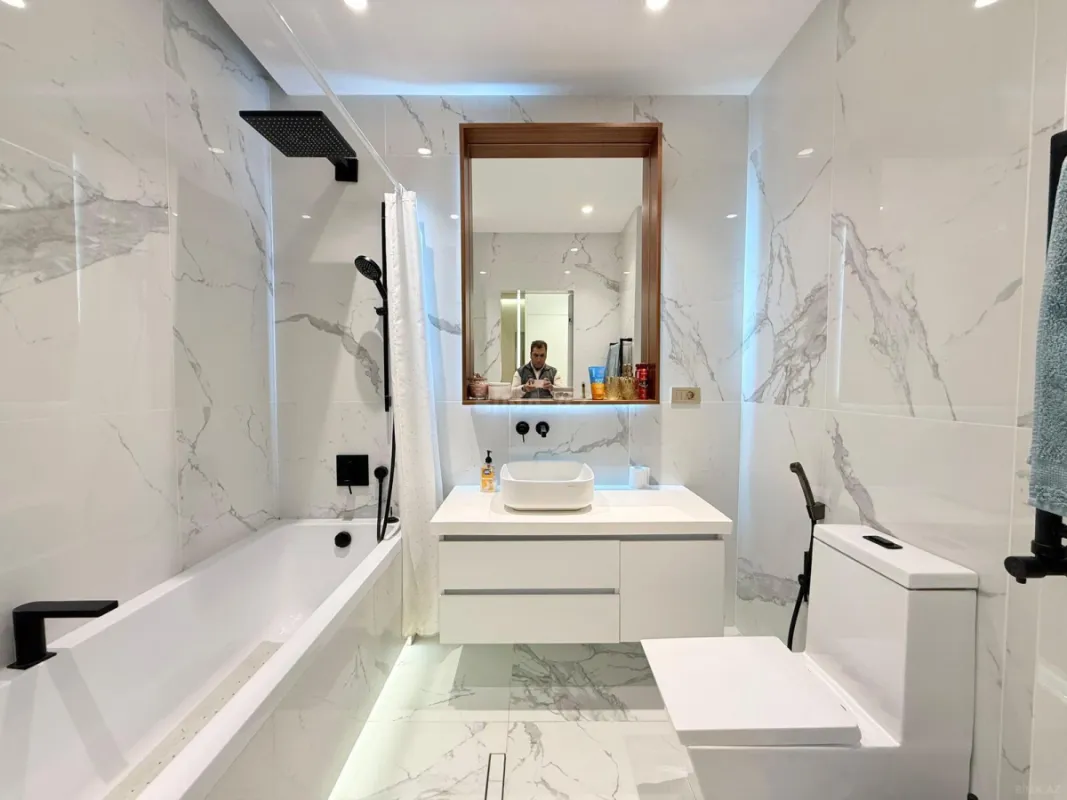 Satılır 3 otaqlı mənzil 93 m²