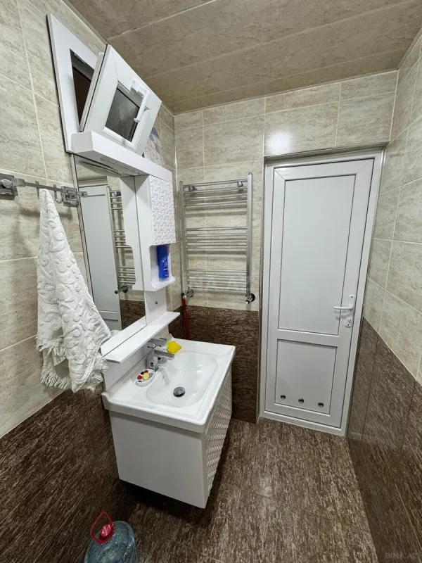 Satılır 2 otaqlı mənzil 50 m²