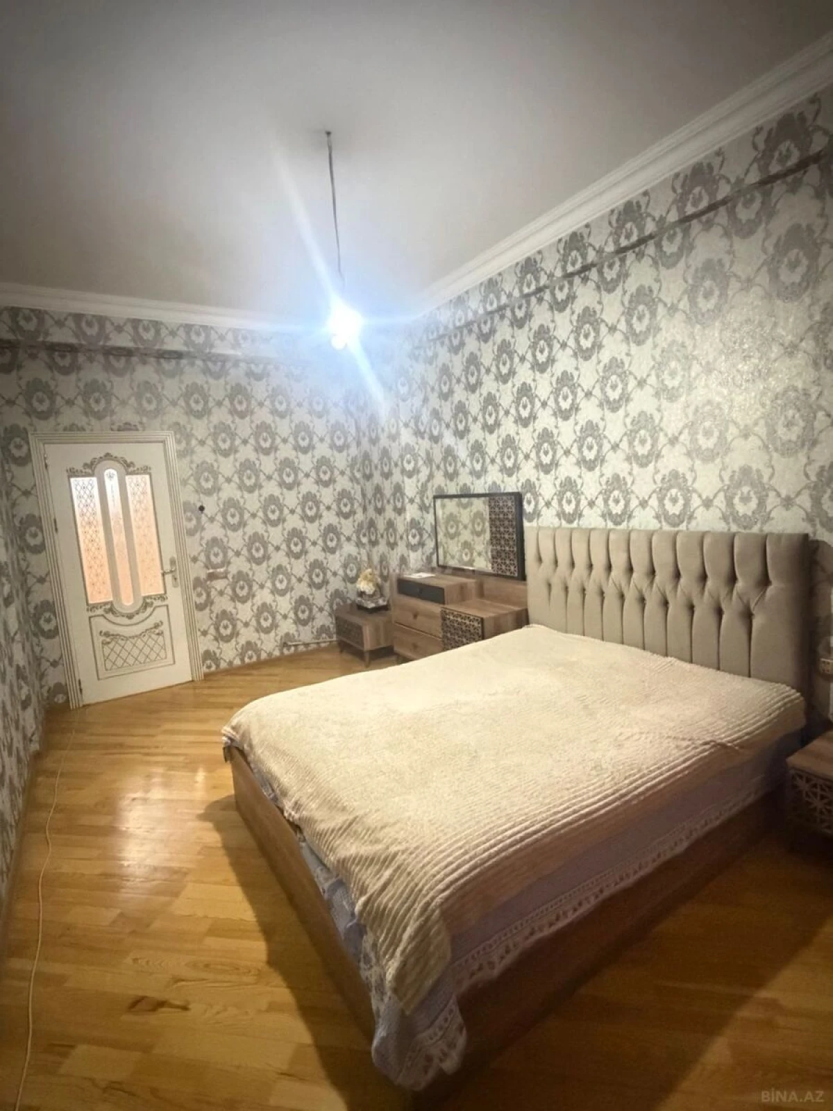 Kirayə verilir 3 otaqlı mənzil 110 m²