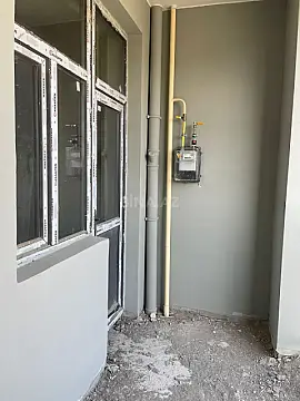 Satılır 4 otaqlı mənzil 175 m²