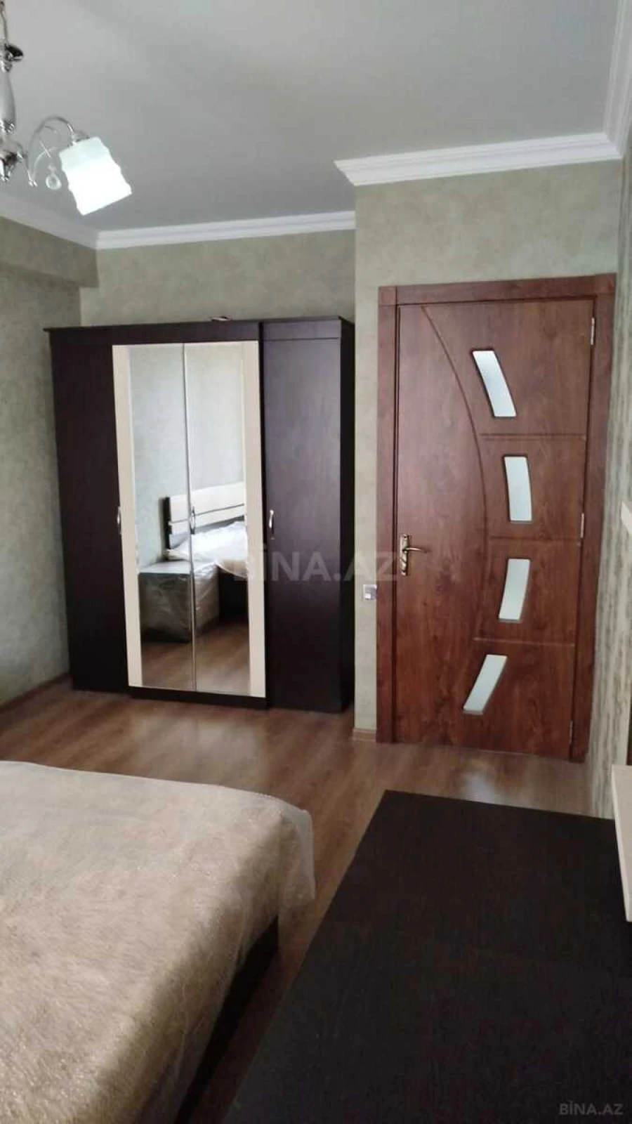 Kirayə verilir 2 otaqlı mənzil 65 m²