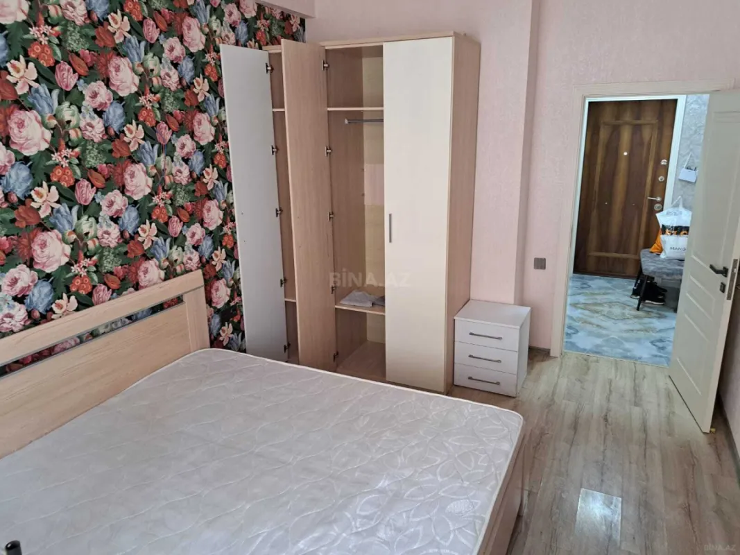 Kirayə verilir 2 otaqlı mənzil 65 m²