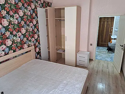 Kirayə verilir 2 otaqlı mənzil 65 m²