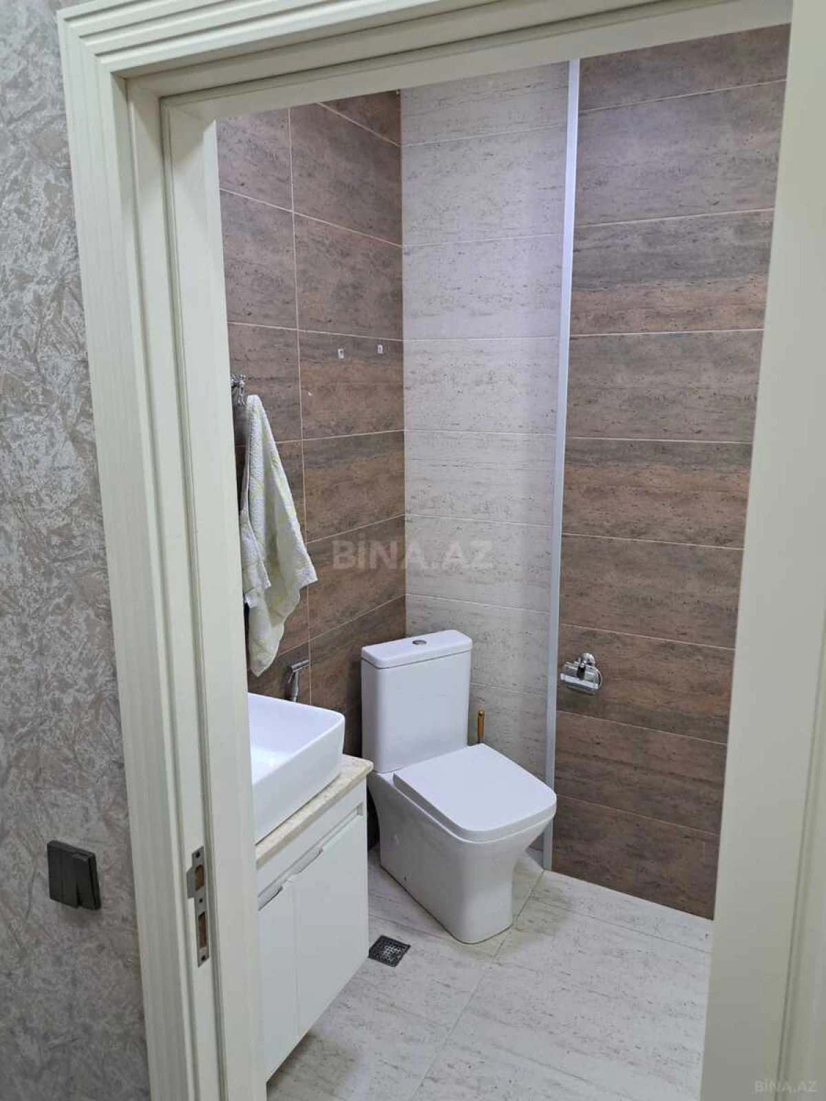 Kirayə verilir 2 otaqlı mənzil 65 m²