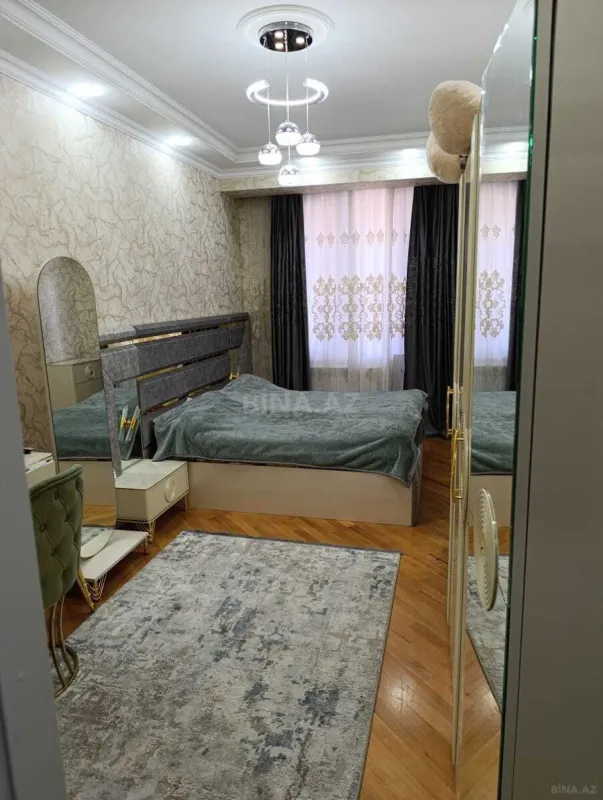 Kirayə verilir 2 otaqlı mənzil 67 m²