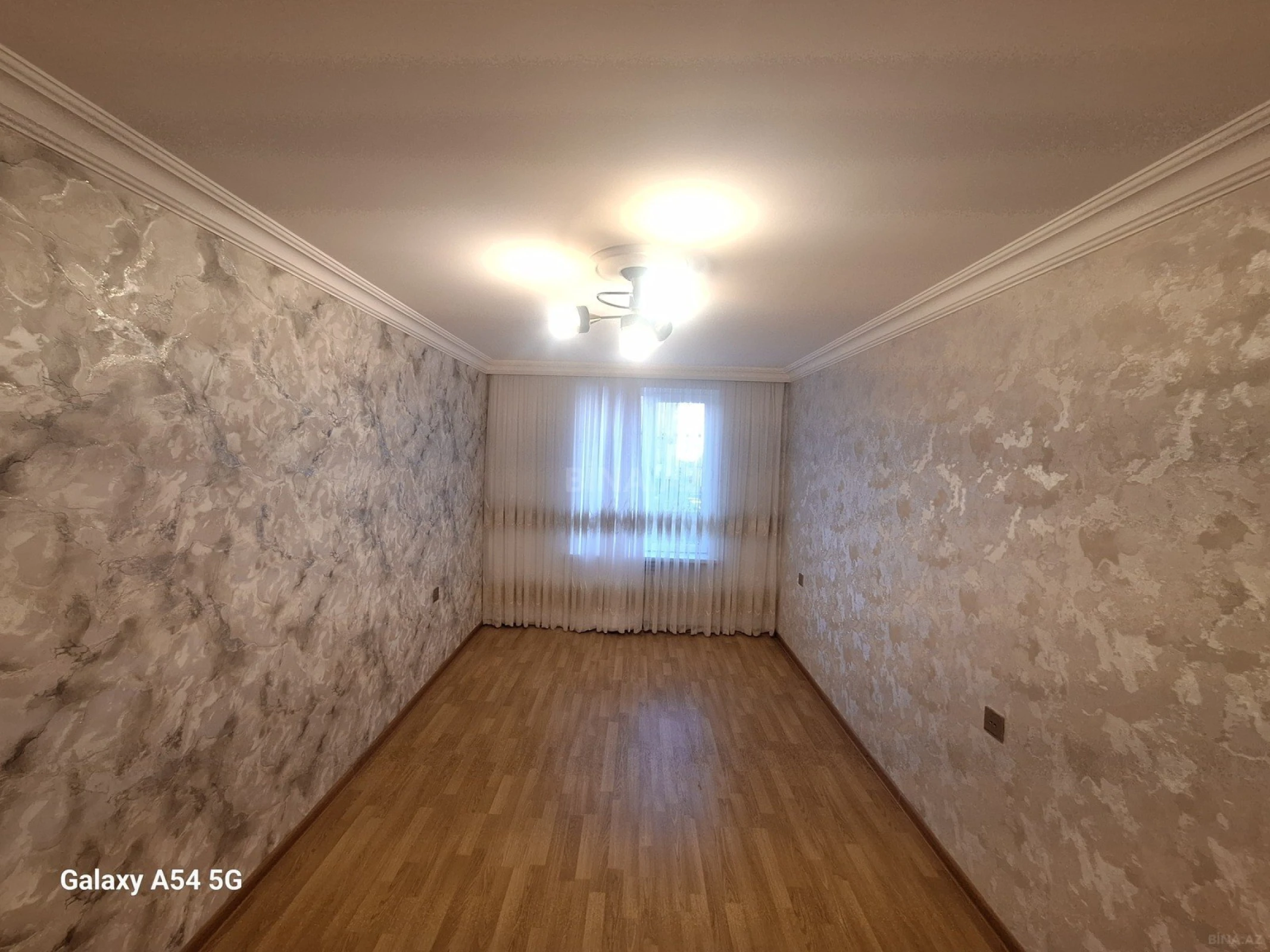 Satılır 3 otaqlı mənzil 70 m²