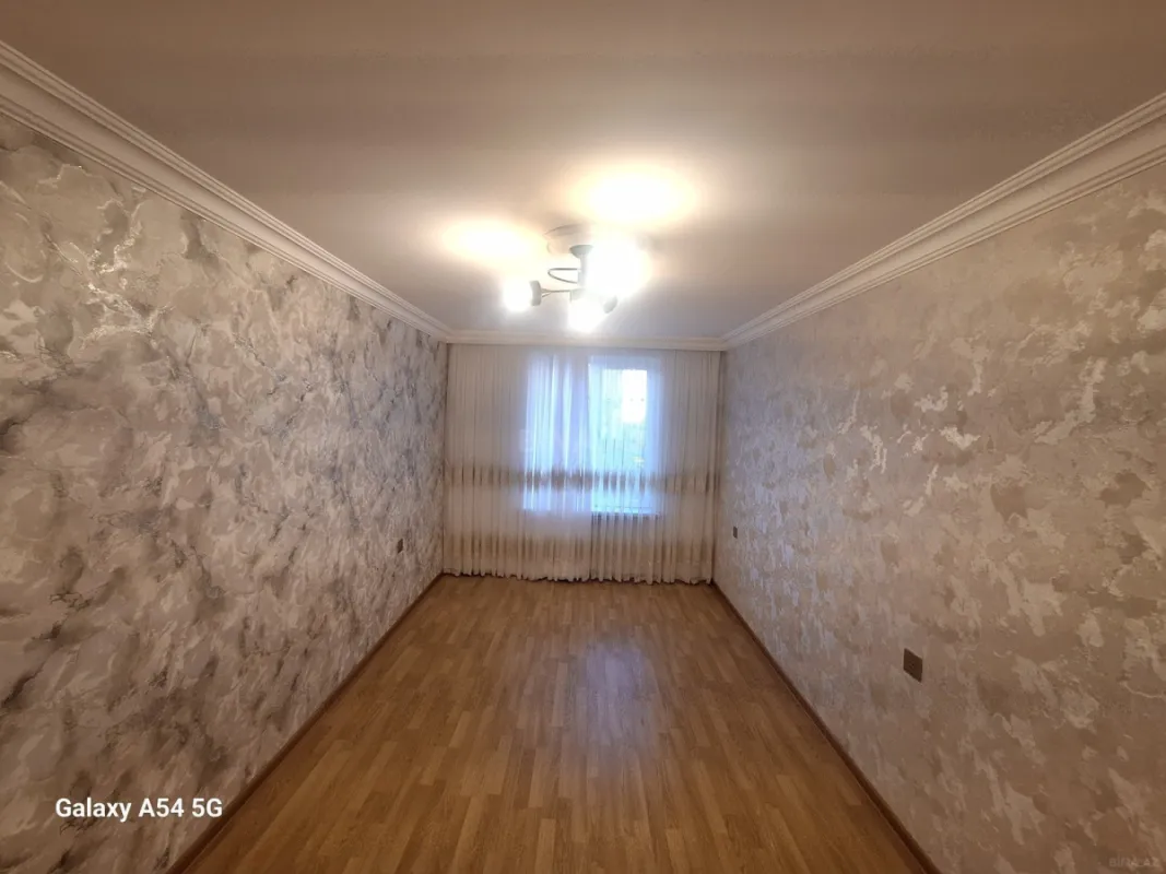 Satılır 3 otaqlı mənzil 70 m²