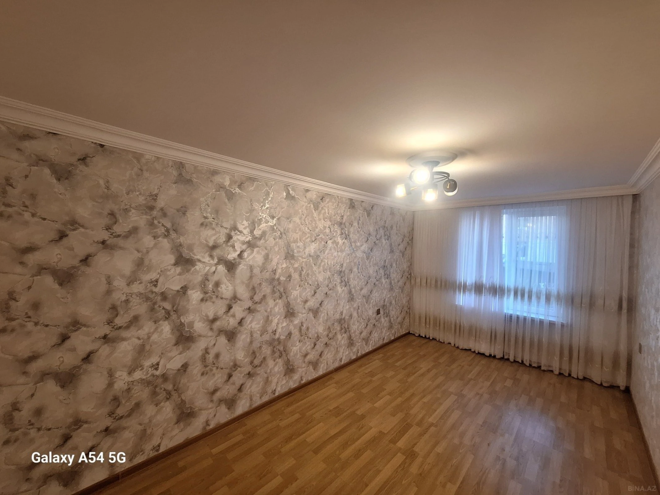Satılır 3 otaqlı mənzil 70 m²
