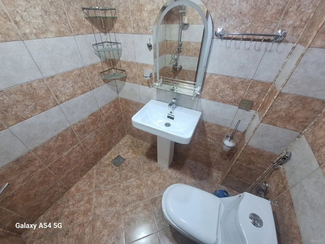 Satılır 3 otaqlı mənzil 70 m²