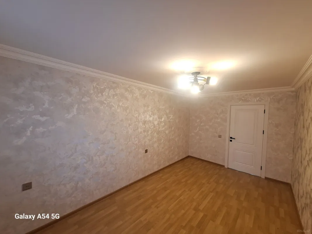 Satılır 3 otaqlı mənzil 70 m²