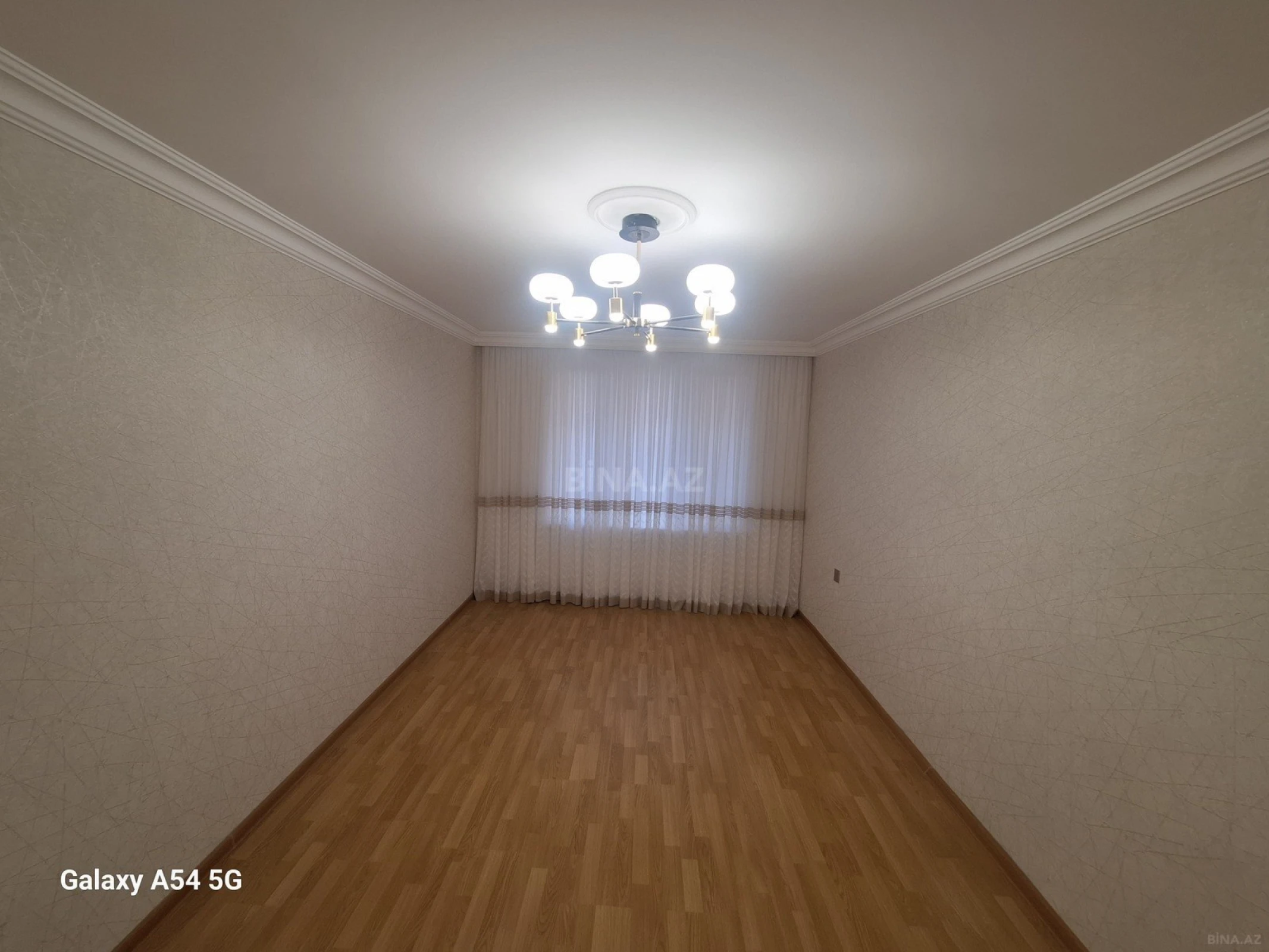 Satılır 3 otaqlı mənzil 70 m²