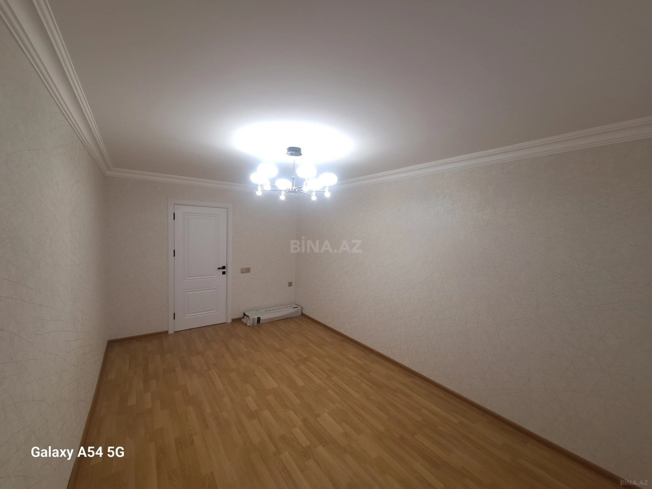 Satılır 3 otaqlı mənzil 70 m²