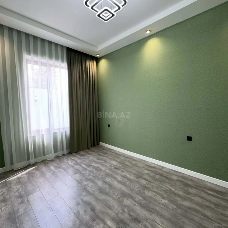 Satılır 4 otaqlı həyət evi 202 m²