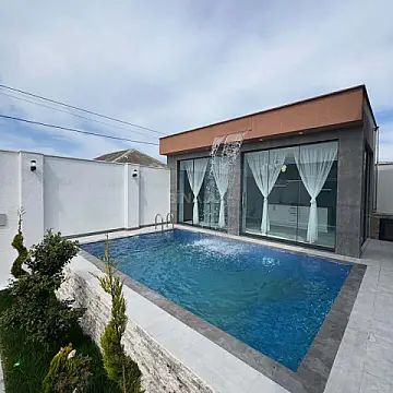 Satılır 4 otaqlı həyət evi 202 m²