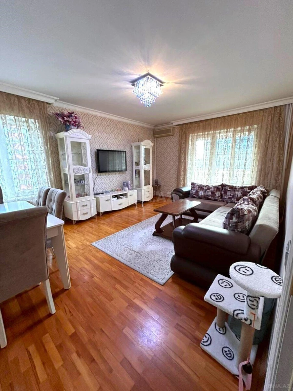 Satılır 3 otaqlı mənzil 115 m²