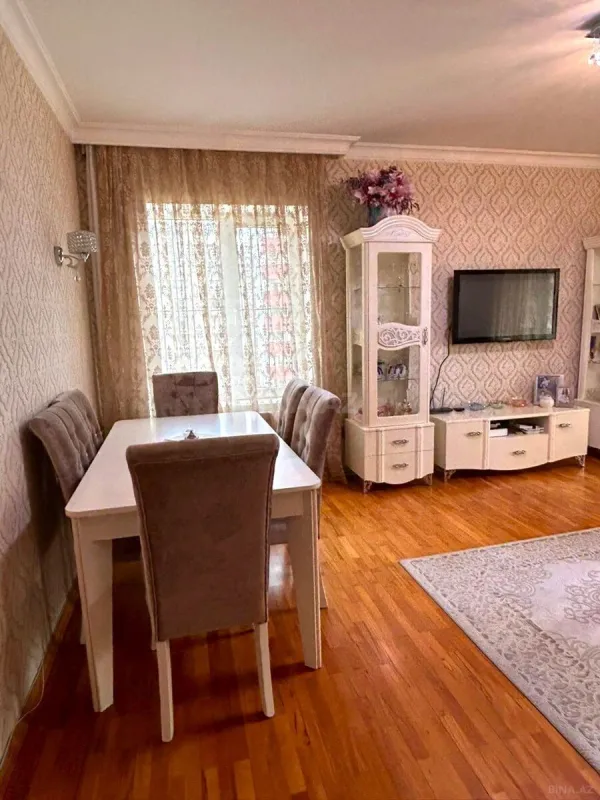 Satılır 3 otaqlı mənzil 115 m²