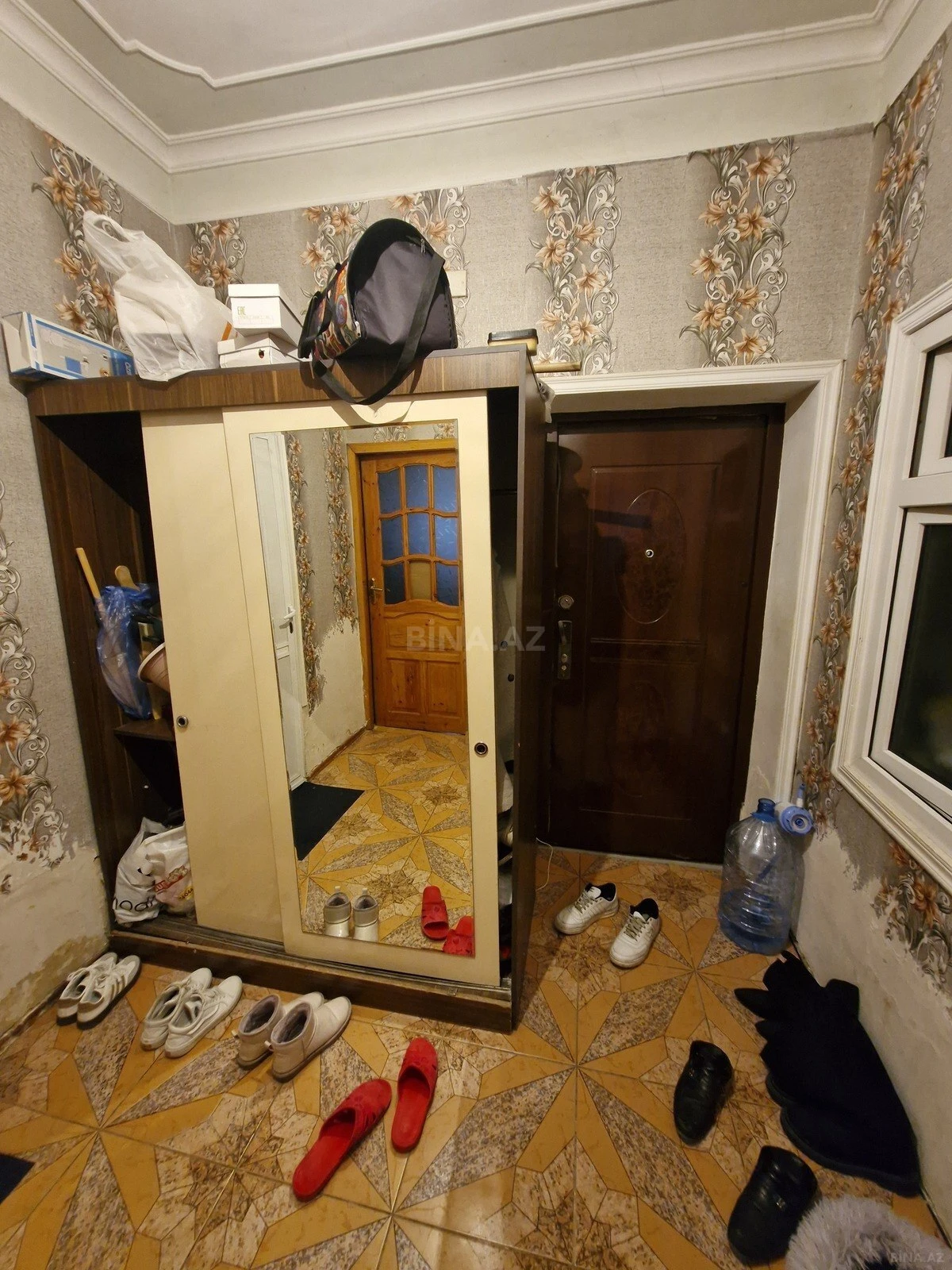 Satılır 2 otaqlı mənzil 65 m²