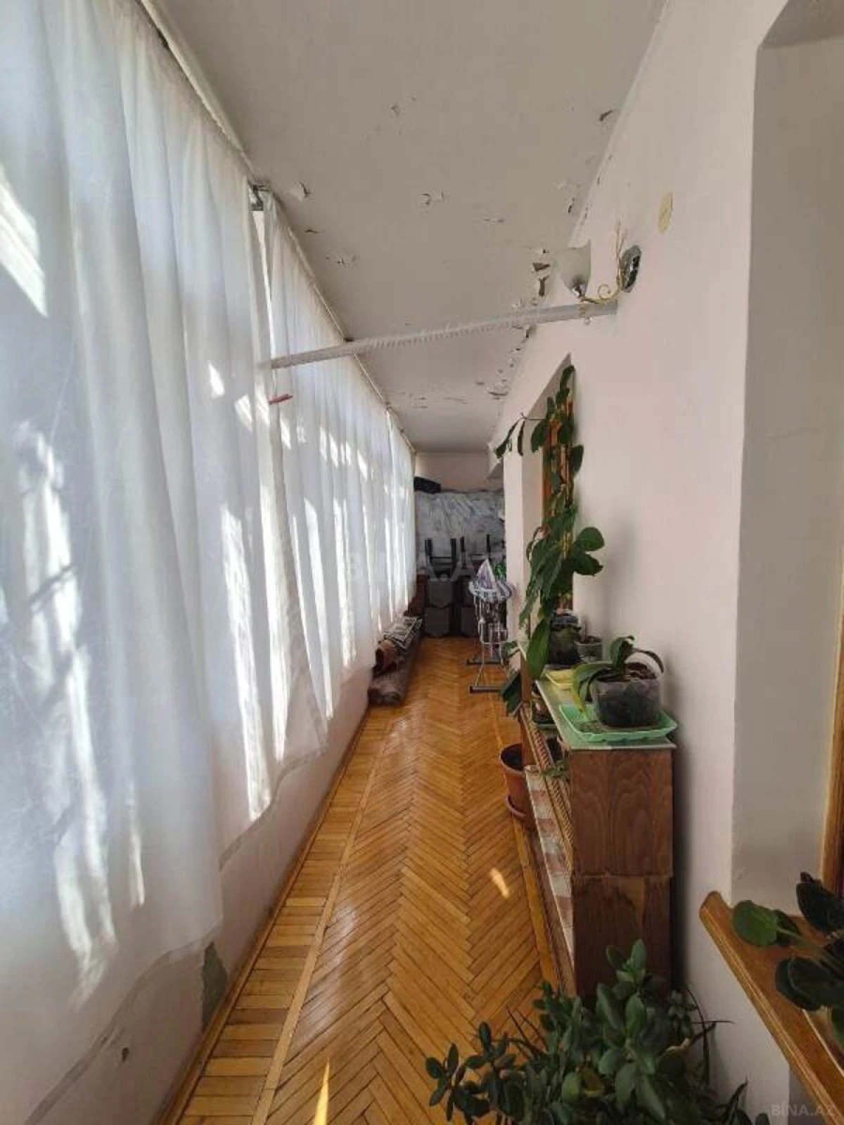 Satılır 4 otaqlı mənzil 117 m²