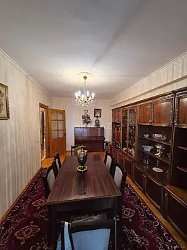 Satılır 4 otaqlı mənzil 117 m²