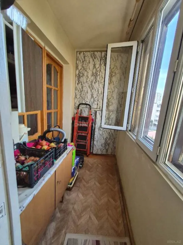 Satılır 4 otaqlı mənzil 117 m²