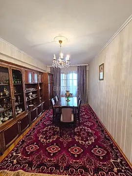 Satılır 4 otaqlı mənzil 117 m²