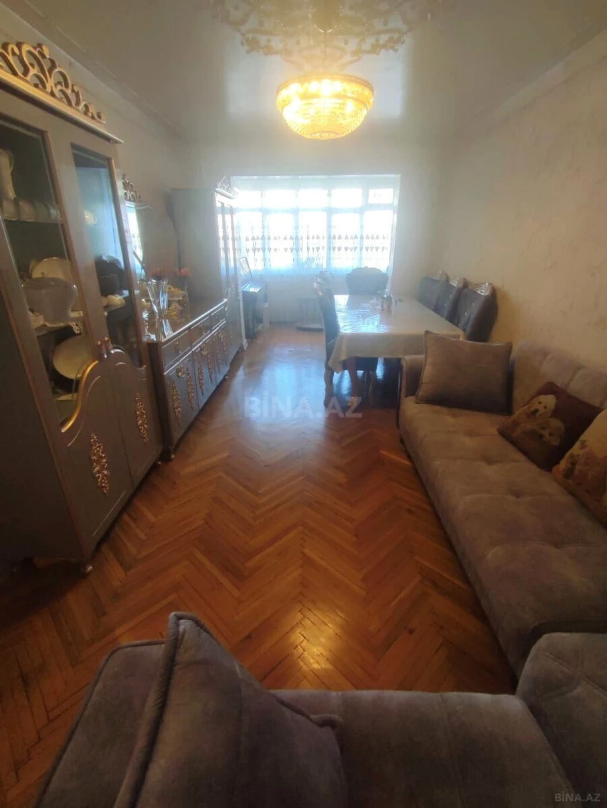 Satılır 4 otaqlı mənzil 75 m²