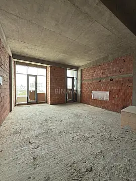 Satılır 2 otaqlı mənzil 72 m²